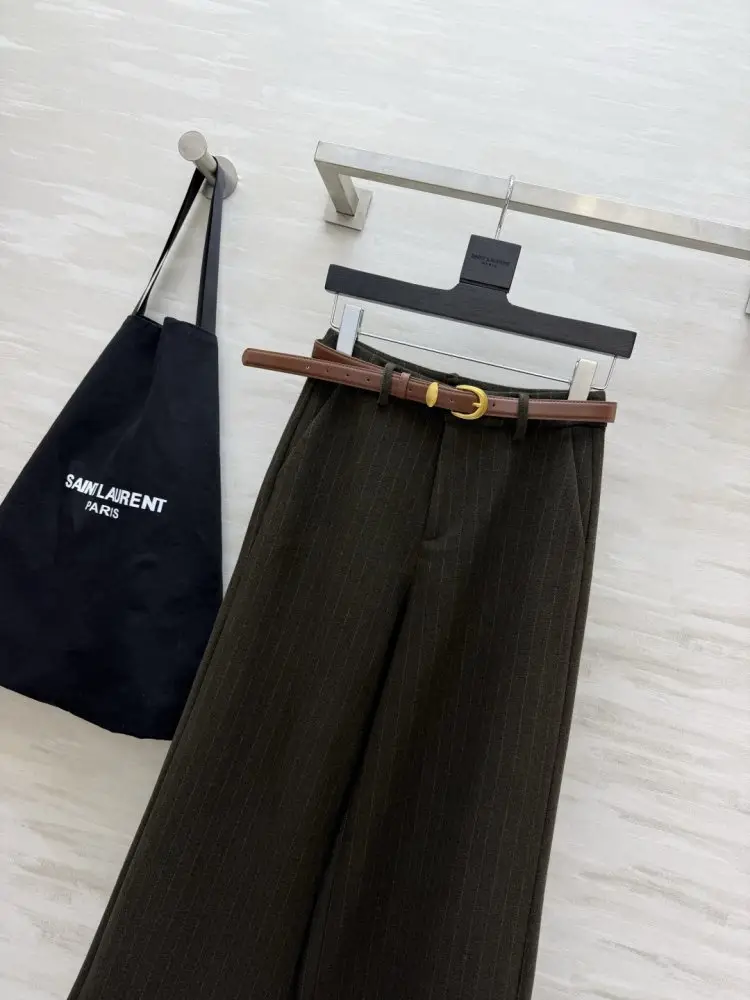Saint Laurent Pants women's — Photo 3