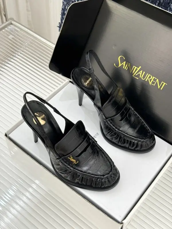 Saint Laurent Плиссированные shoes on high heel — Photo 3