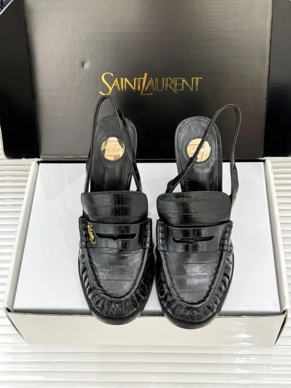 Saint Laurent Плиссированные shoes on high heel — Photo 4