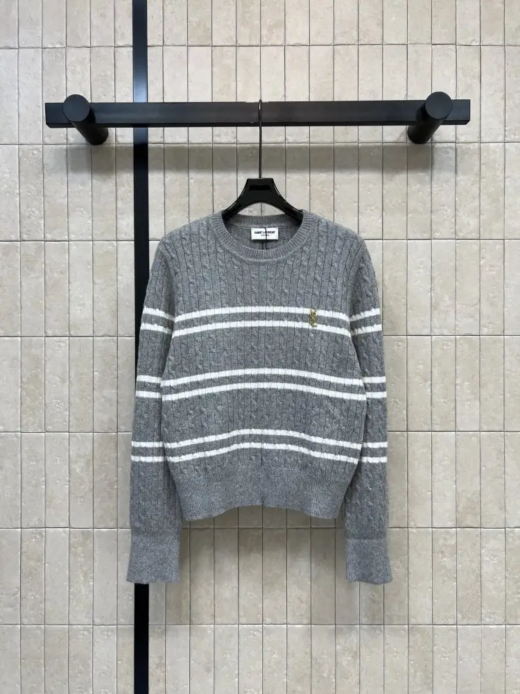 Saint Laurent Pullover female — Photo 5