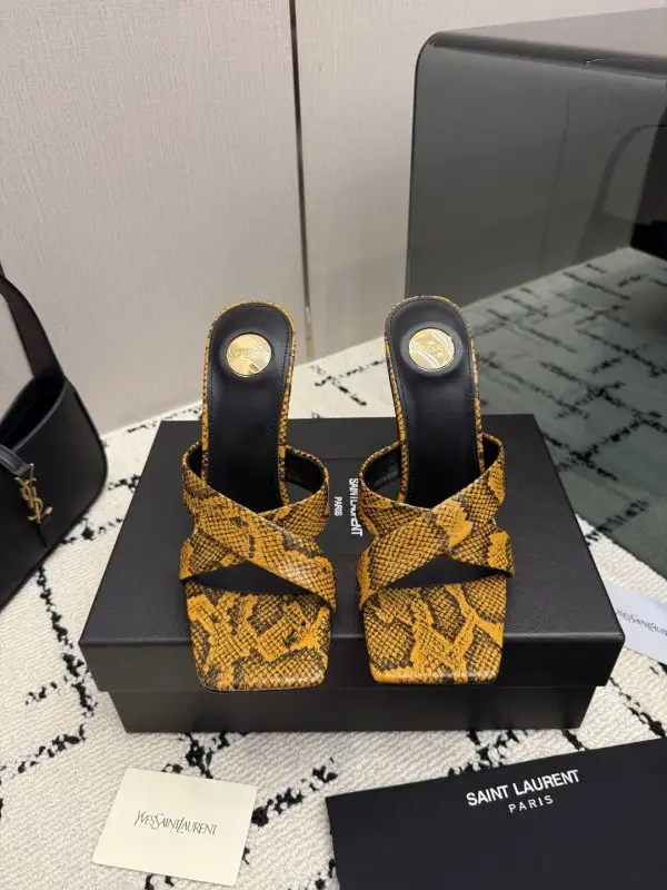 Saint Laurent Босоножки — Фото 2