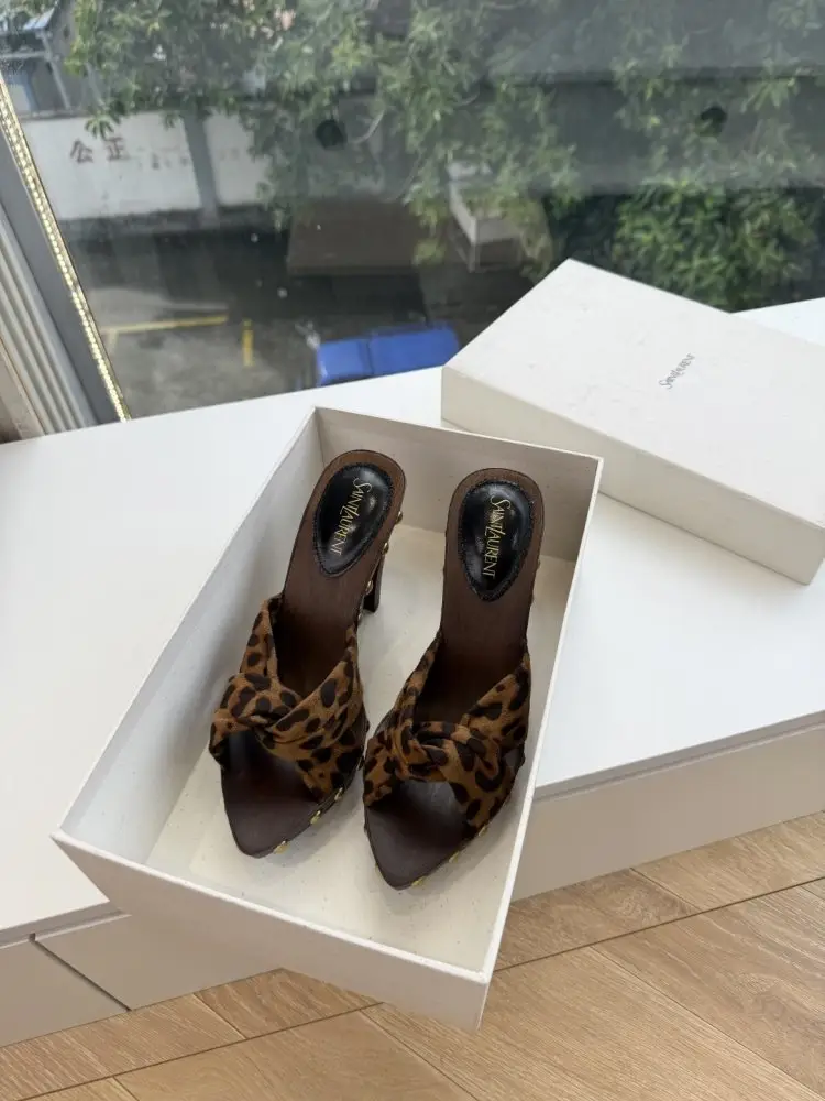 Saint Laurent Босоніжки — Фото 2