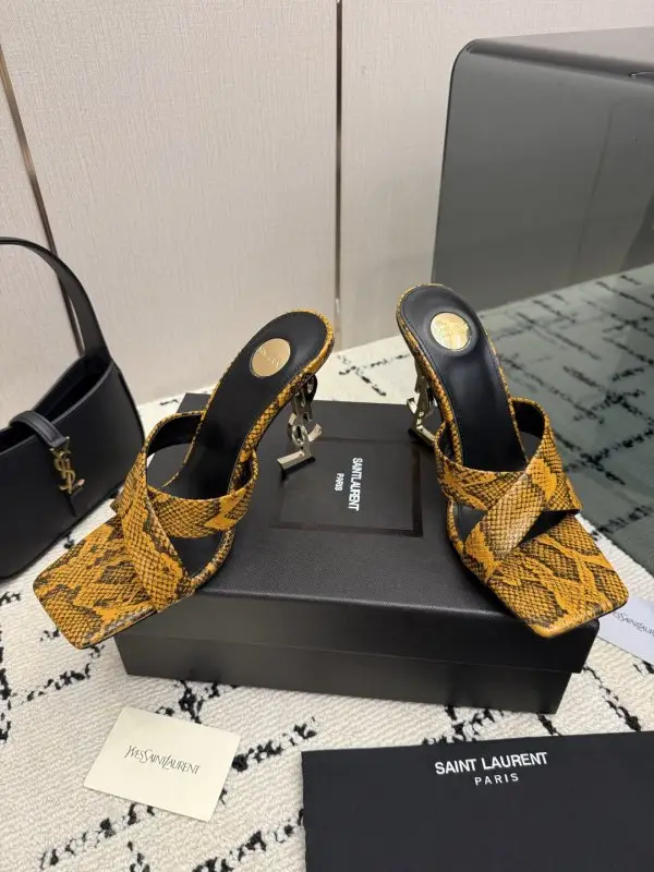 Saint Laurent Босоножки — Фото 3