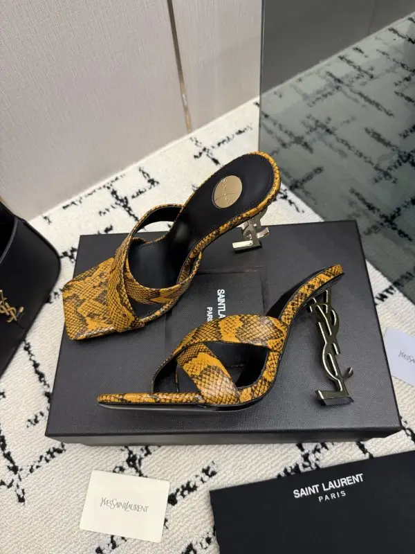 Saint Laurent Босоножки — Фото 5