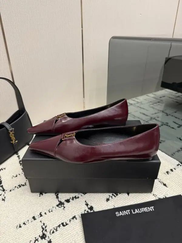 Saint Laurent Туфлі шкіряні з гострим носком — Фото 4