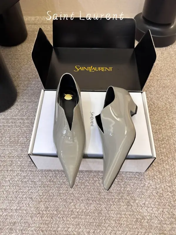 Saint Laurent — Туфли мэри-джейн с острым носком