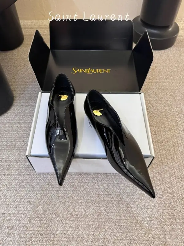 Saint Laurent Shoes Mary-Jane from sharp the toe — Photo 3