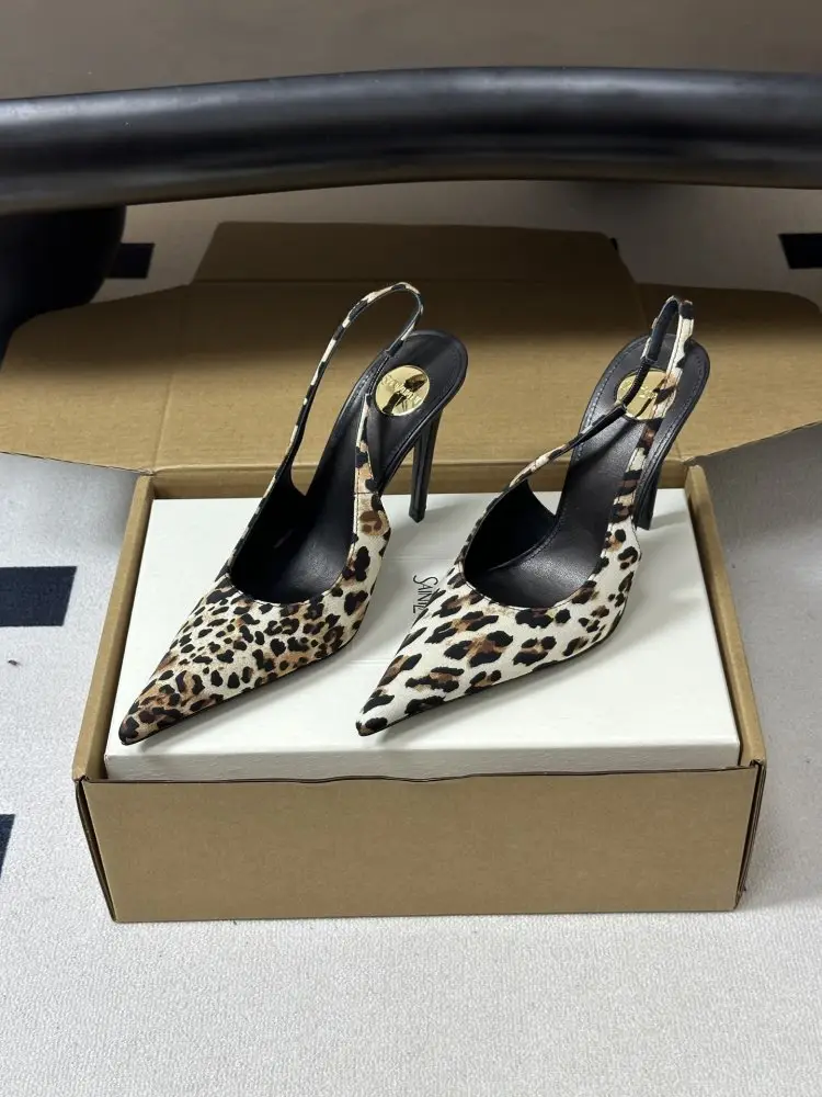 Saint Laurent Shoes women's — Photo 5