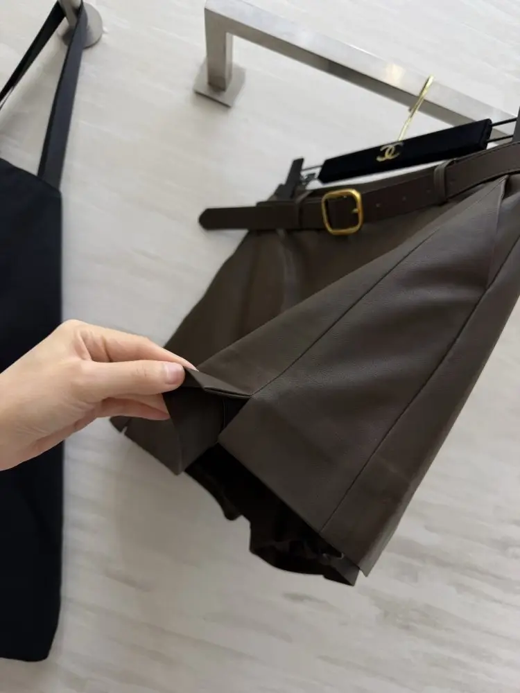 Saint Laurent Шорти жіночі — Фото 4