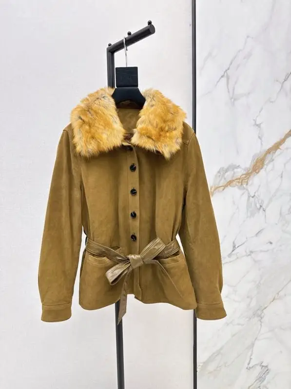 Saint Laurent — Замшевое пальто с воротником из лисьего меха