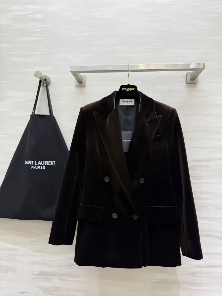 Saint Laurent — Оксамитовий двобортний піджак жіночий