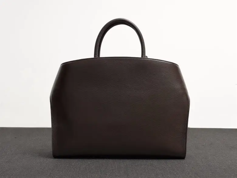Salvatore Ferragamo Сумка через плече Hug Soft 40 см — Фото 4