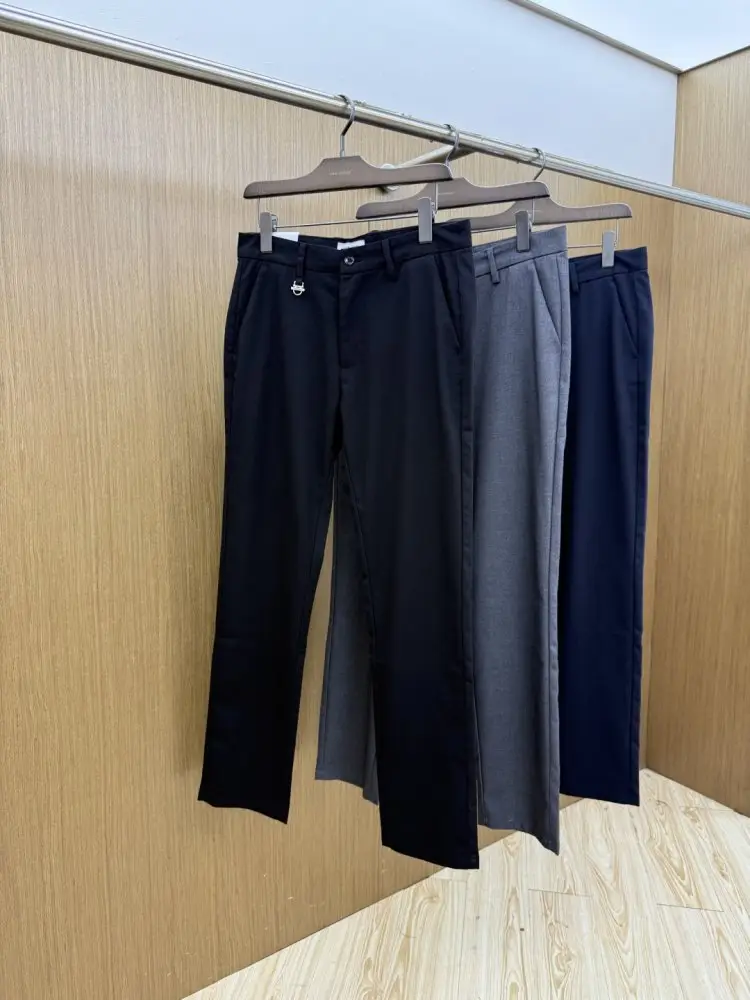 Salvatore Ferragamo Pants men's — Photo 2