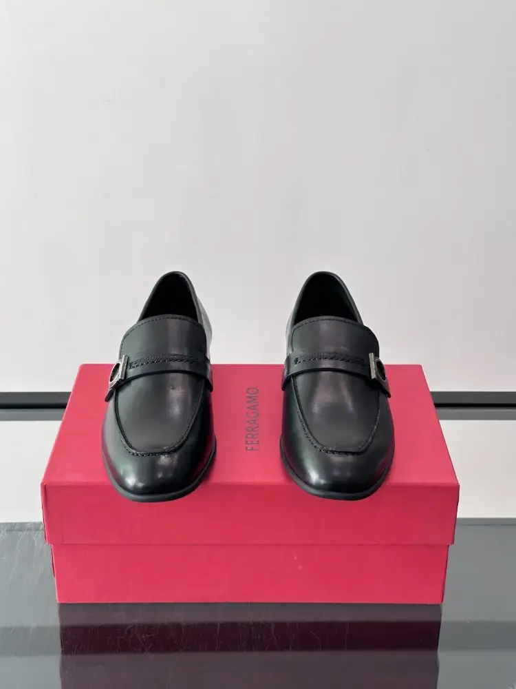 Salvatore Ferragamo Туфлі лоферы чоловічі — Фото 2