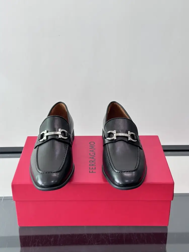 Salvatore Ferragamo Туфлі лоферы чоловічі — Фото 2
