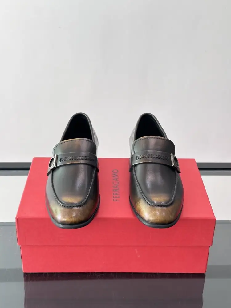 Salvatore Ferragamo Туфли лоферы мужские — Фото 2