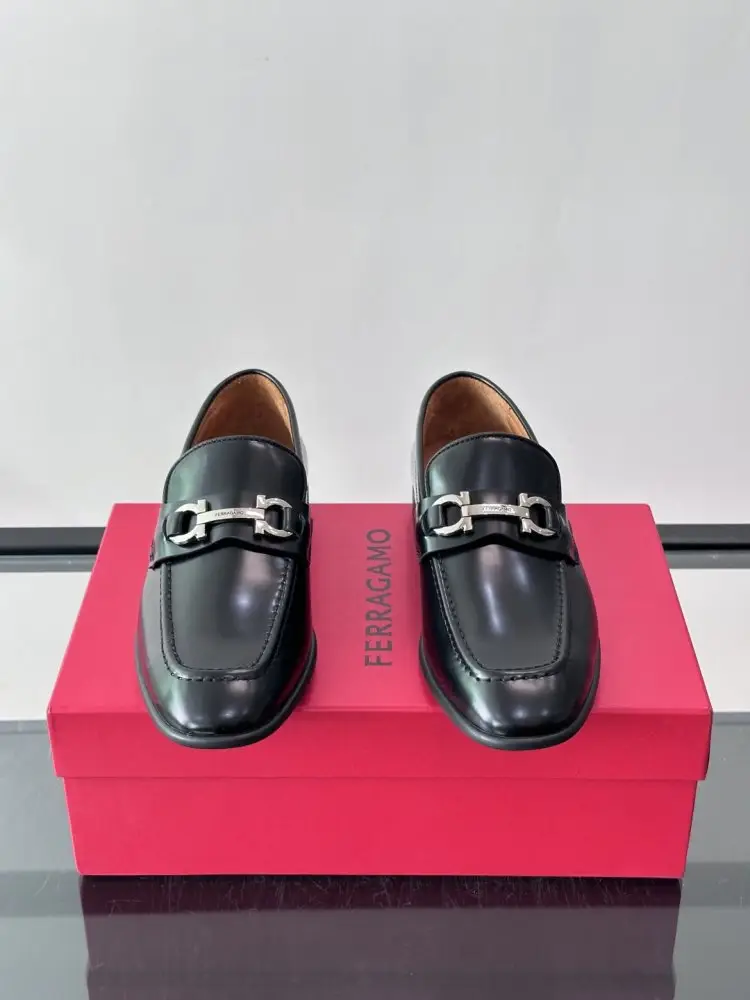 Salvatore Ferragamo Shoes лоферы men's — Photo 2