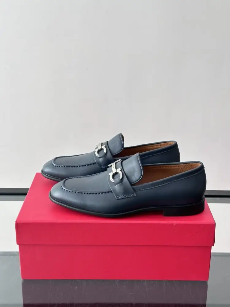 Salvatore Ferragamo Туфлі лоферы чоловічі — Фото 3