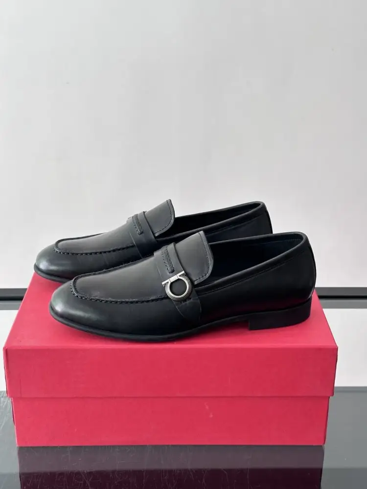 Salvatore Ferragamo Туфлі лоферы чоловічі — Фото 3