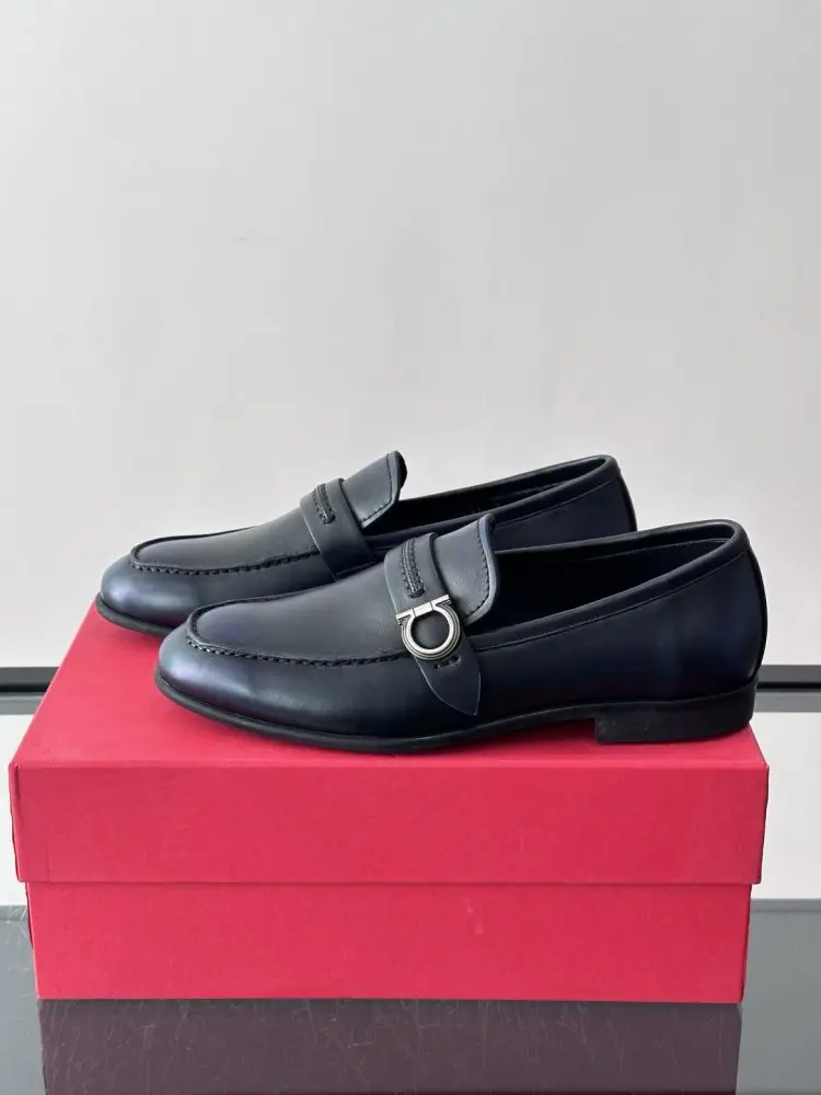 Salvatore Ferragamo Туфли лоферы мужские — Фото 3
