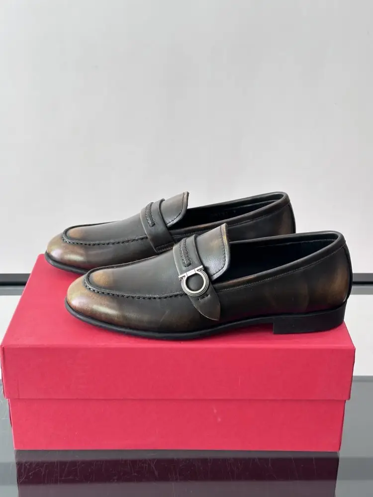 Salvatore Ferragamo Туфли лоферы мужские — Фото 3