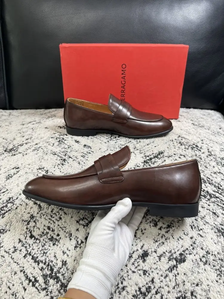 Salvatore Ferragamo Туфлі лоферы чоловічі — Фото 5
