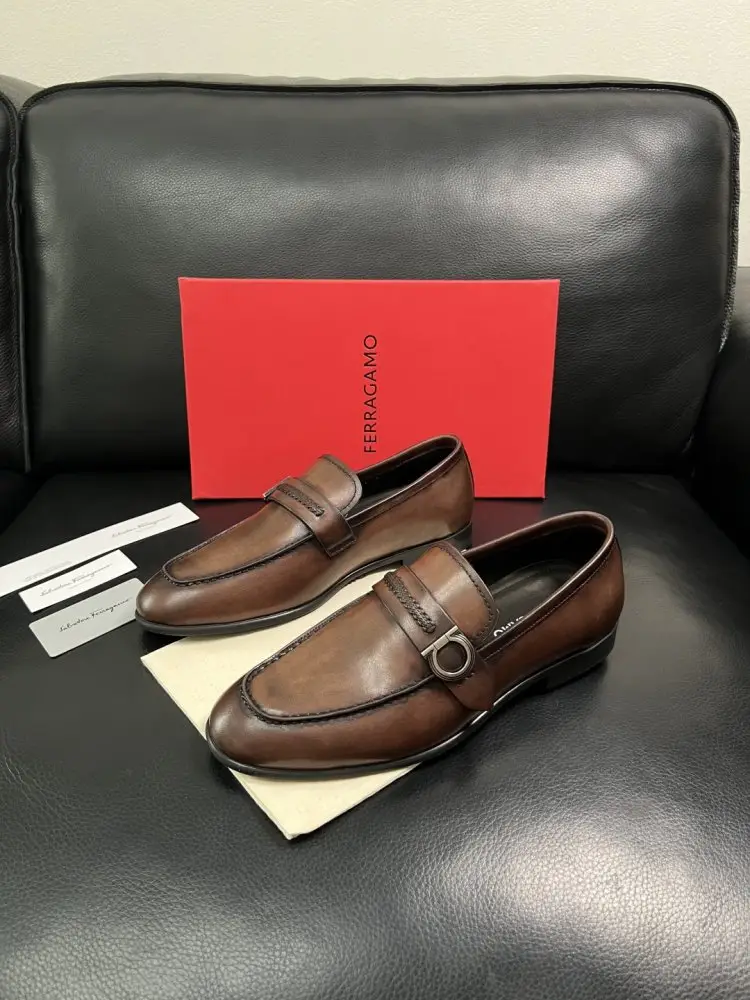 Salvatore Ferragamo Shoes men's — Photo 2