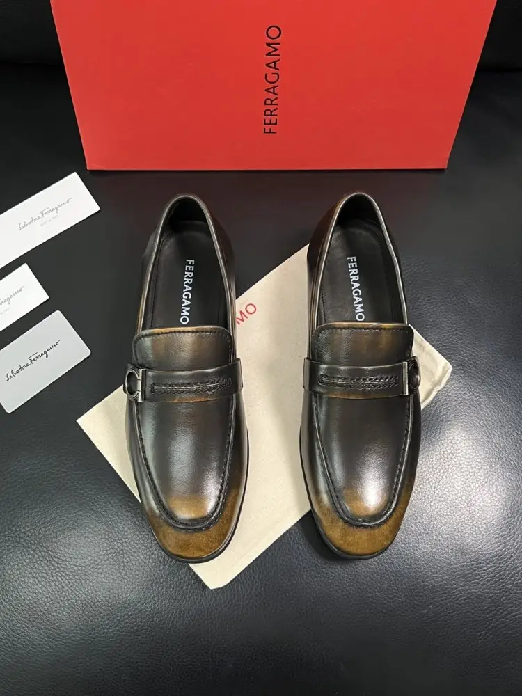 Salvatore Ferragamo Shoes men's — Photo 3