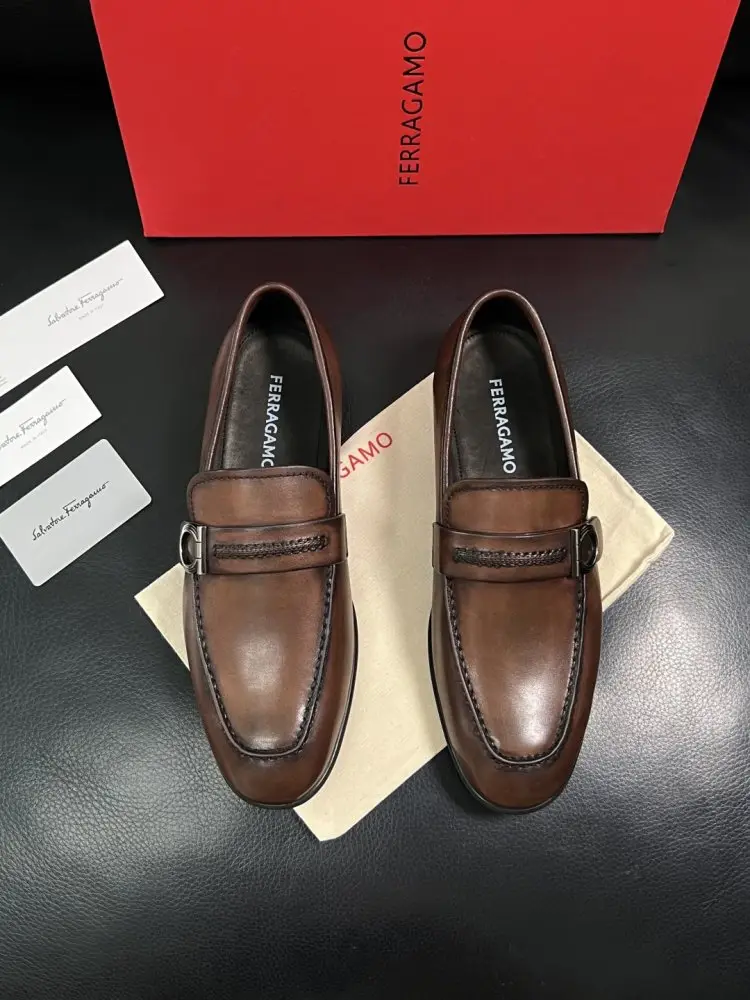 Salvatore Ferragamo Shoes men's — Photo 3