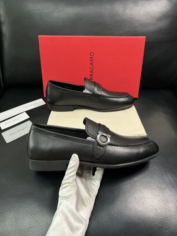 Salvatore Ferragamo Shoes men's — Photo 4