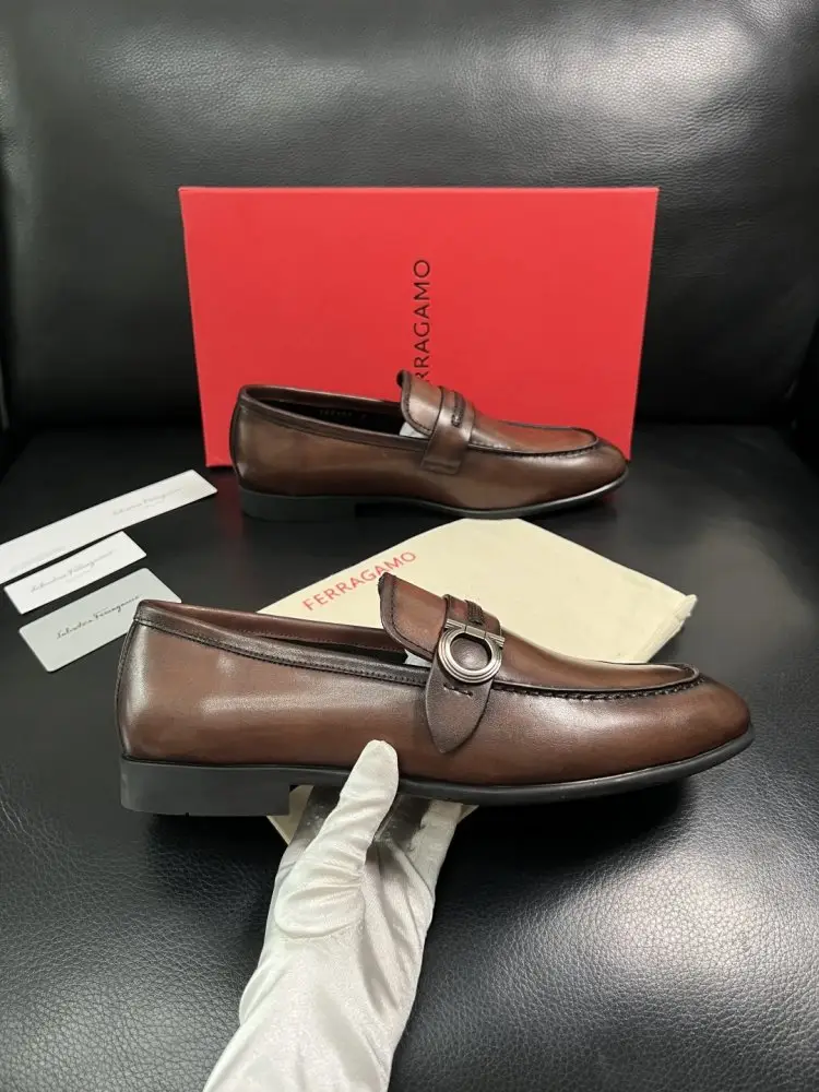 Salvatore Ferragamo Shoes men's — Photo 4