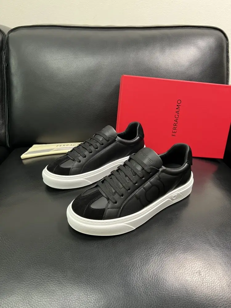 Salvatore Ferragamo Кроссовки мужские — Фото 2