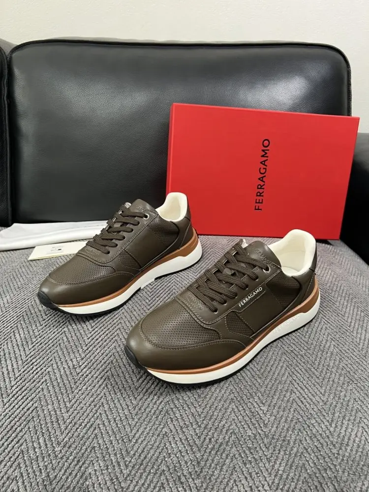 Salvatore Ferragamo Кросівки — Фото 2