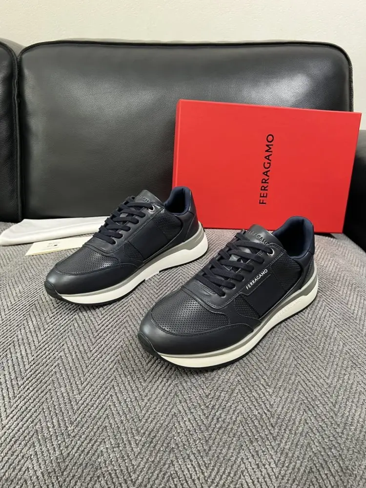 Salvatore Ferragamo Кросівки — Фото 2