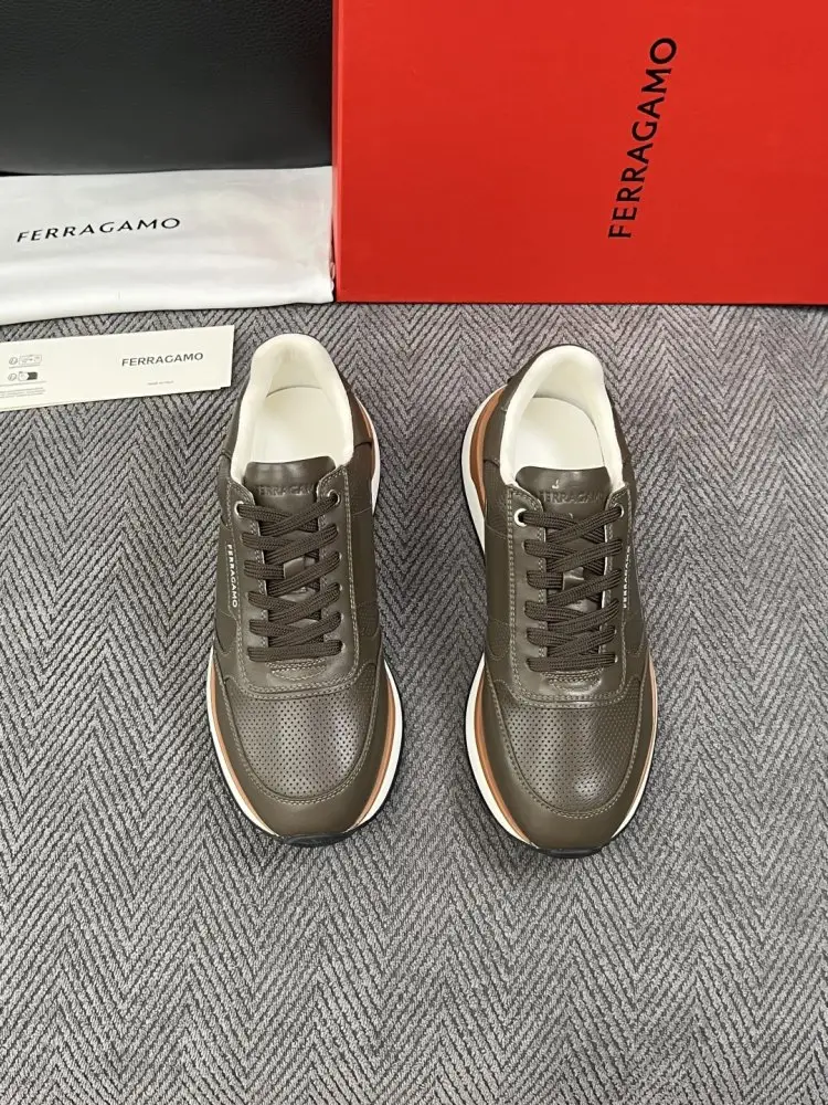 Salvatore Ferragamo Кросівки — Фото 3