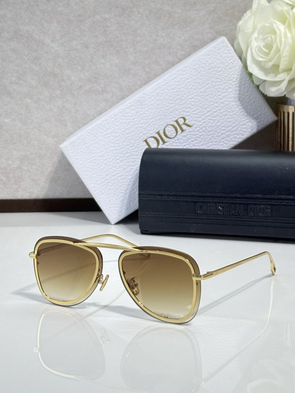 Очки солнцезащитные Dior Black Suit A5U