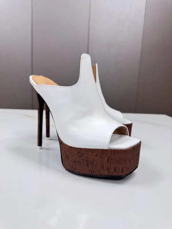 The Attico — Shoes on platform from open the toe