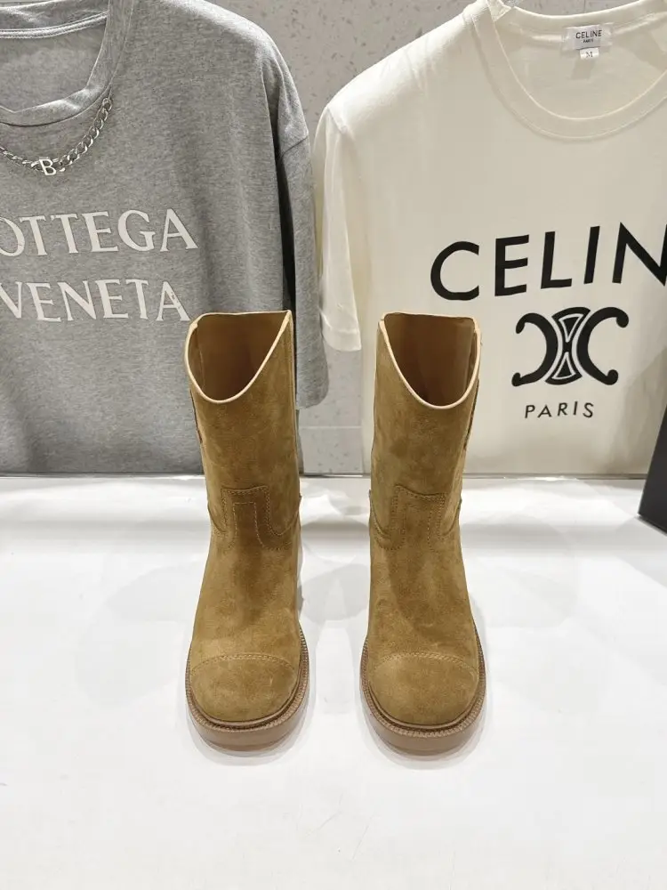 THE ROW — Черевики жіночі Chelsea Mid-Calf Boots