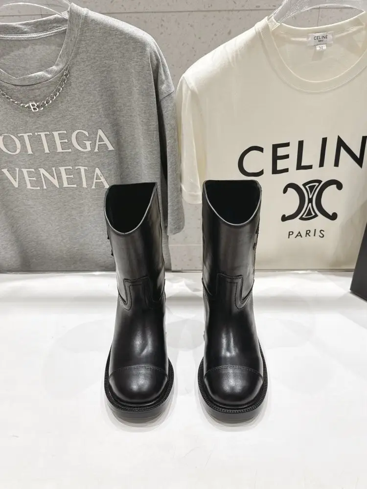 THE ROW — Черевики жіночі Chelsea Mid-Calf Boots