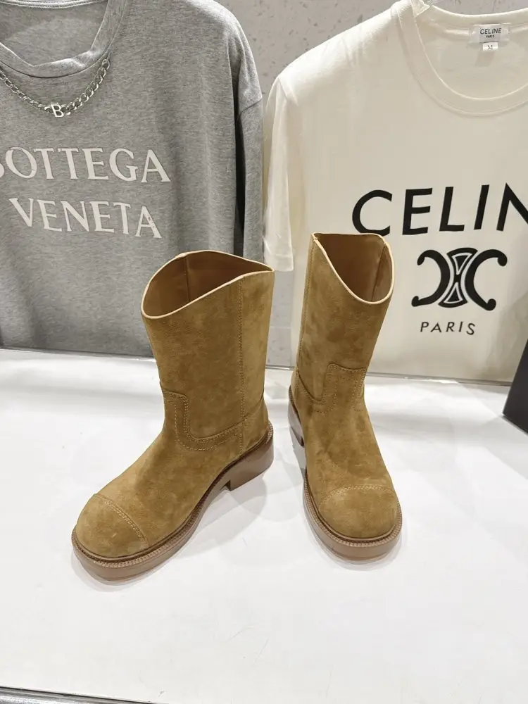 THE ROW Черевики жіночі Chelsea Mid-Calf Boots — Фото 4