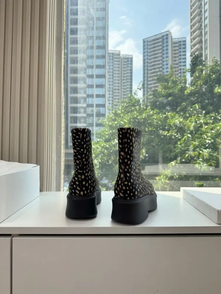 THE ROW Boots women's — Photo 3