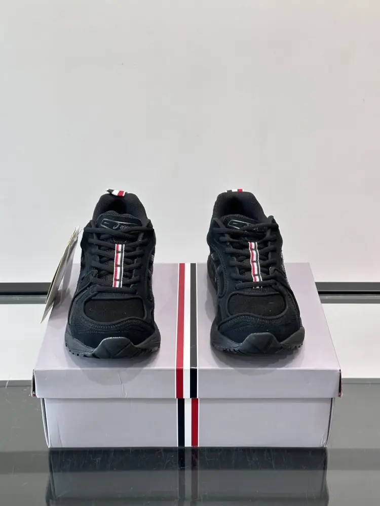 Thom Browne Кросівки — Фото 2
