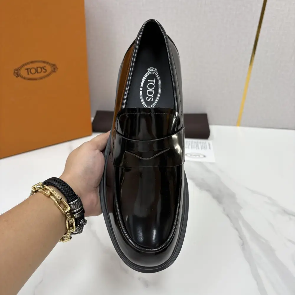 TODS Лоферы мужские — Фото 5