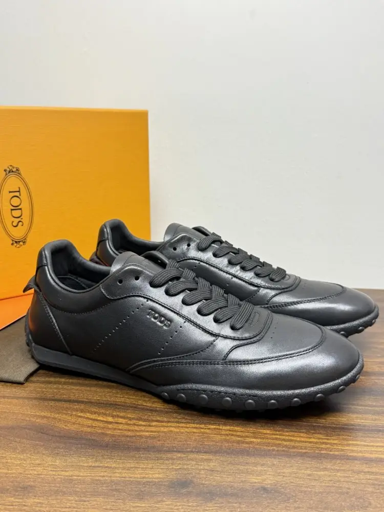 TODS — Кросівки чоловічі