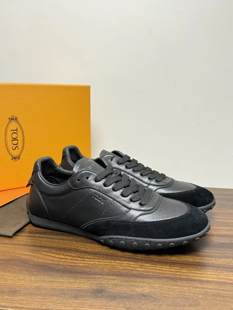 TODS — Кросівки чоловічі