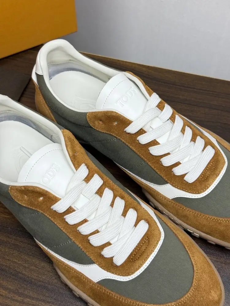 TODS Кроссовки мужские — Фото 2