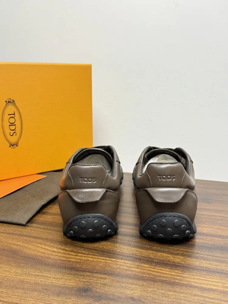 TODS Кросівки чоловічі — Фото 3