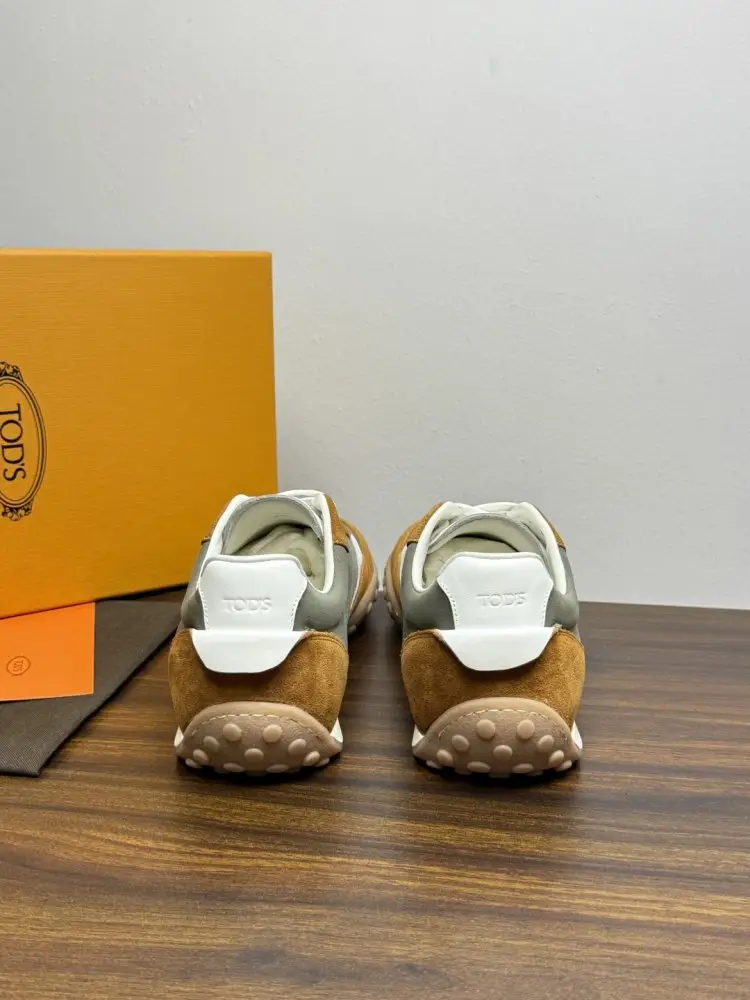 TODS Кроссовки мужские — Фото 3