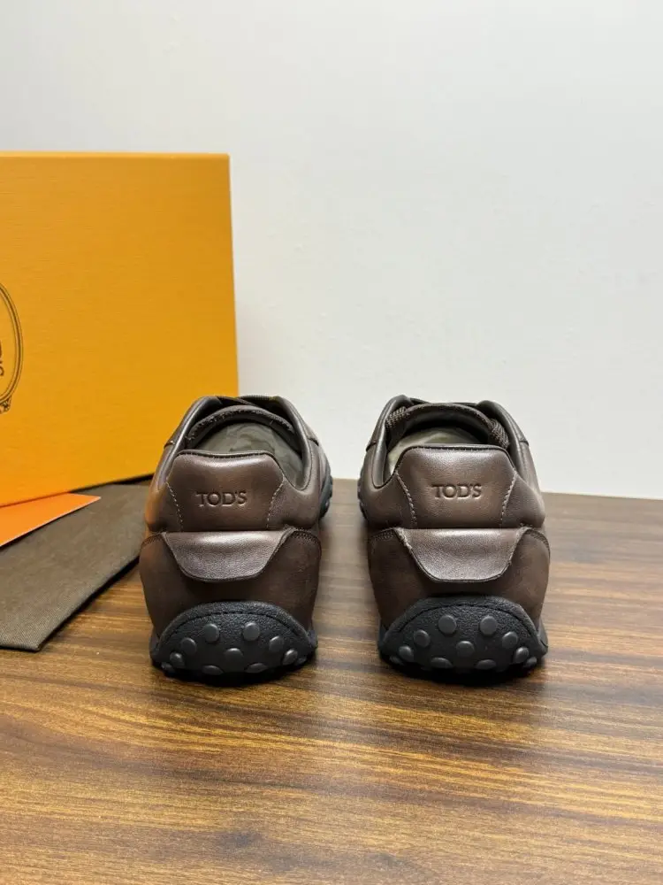 TODS Кроссовки мужские — Фото 3