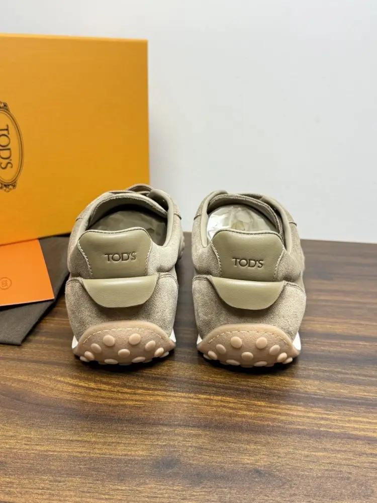 TODS Кросівки чоловічі — Фото 3